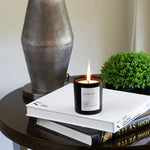Hermosa vela decorativa con aroma Tucsan